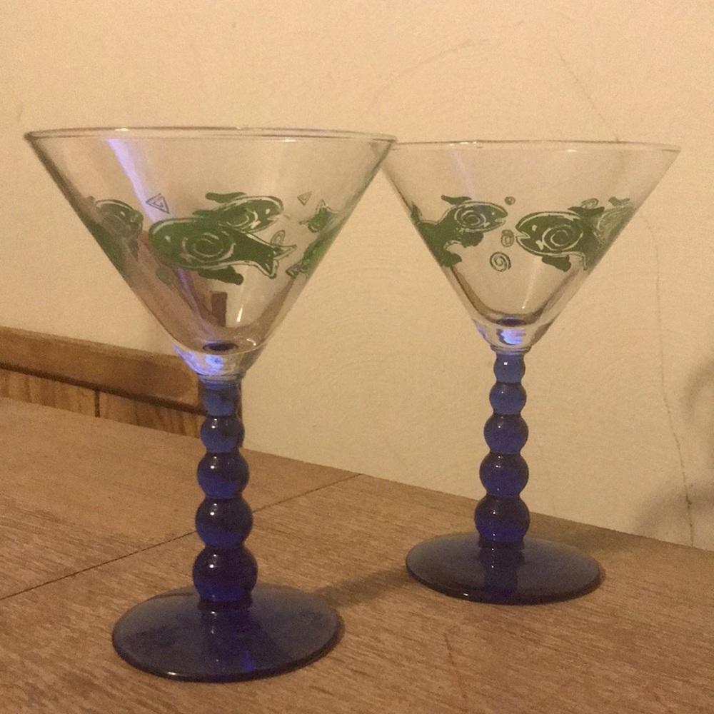 Green Fish With Blue Graduated Bubble Stemmed Martini Glasses - Picture 2 of 9